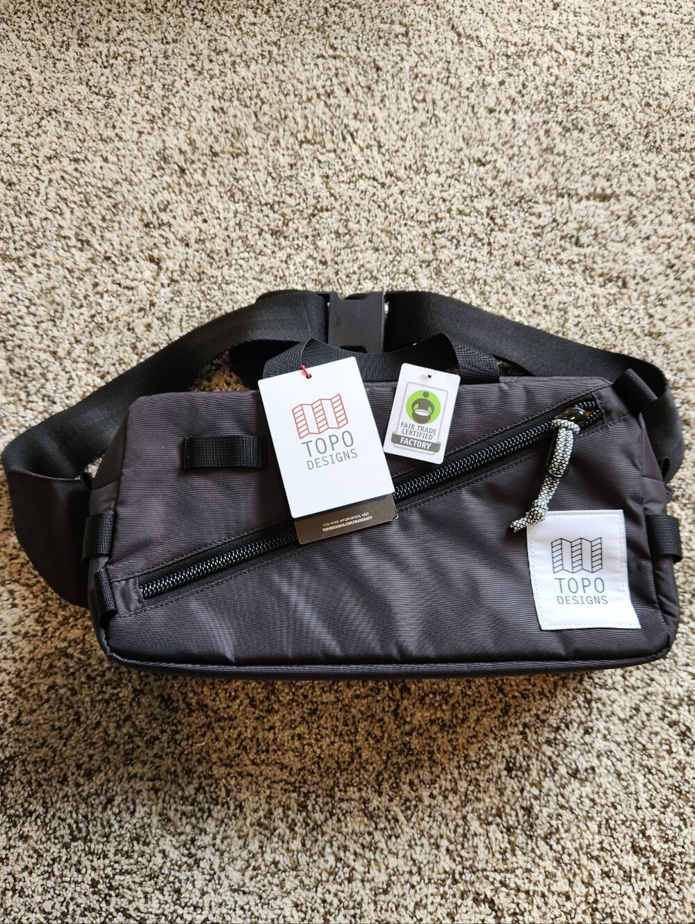 Topo Designs Large Quick Pack black